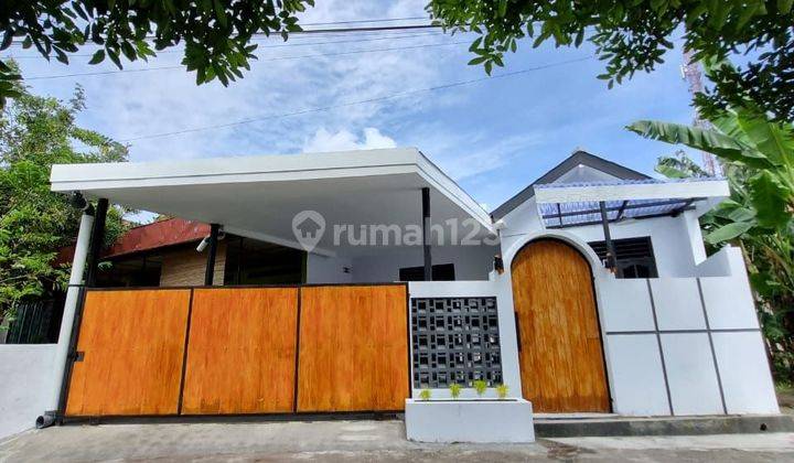 Rumah Modern Klasik Di Ngipik Banguntapan Bantul Yogyakarta 1