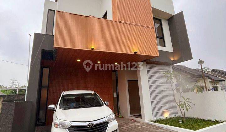 Rumah 2 Lantai Estetik Purwomartani Sleman Yogyakarta 2