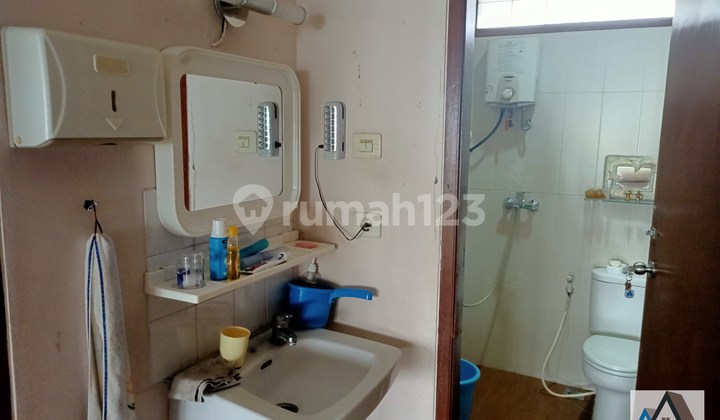 Rumah terawat di sarikaso – gegerkalong, Lokasi bagus, Taman luas Kotak 15x20 15