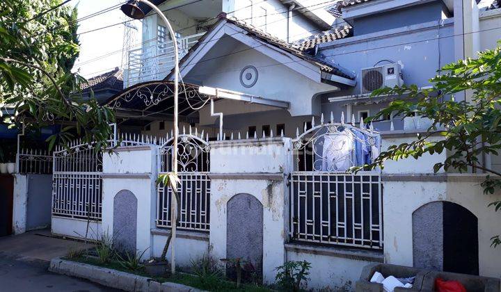 Rumah 2 Lantai Di Komplek Perumahan Sekar Kemuning Regency 1