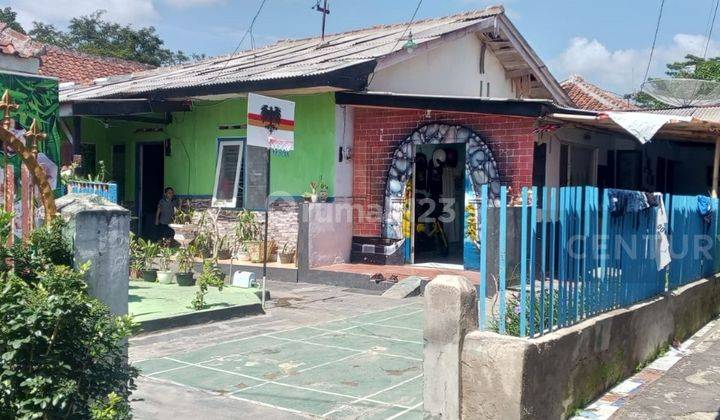 Rumah  Dekat Alun Alun Kuningan 1