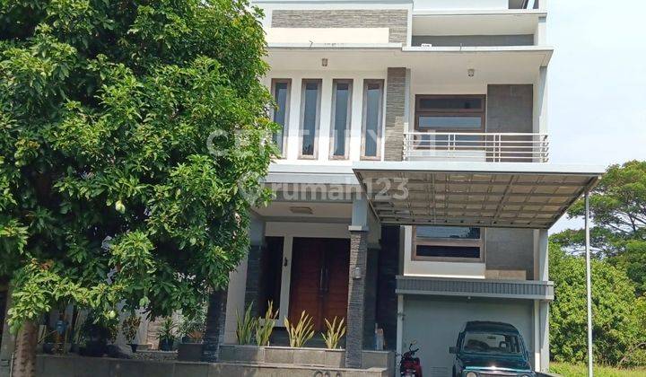 Rumah 2 Lantai Di Perumahan Taman Cipto  1