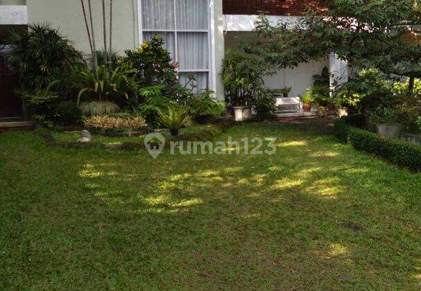 Rumah Asri di Dago Tubagus Ismail Bandung Utara Cocok Untuk Keluarga Besar