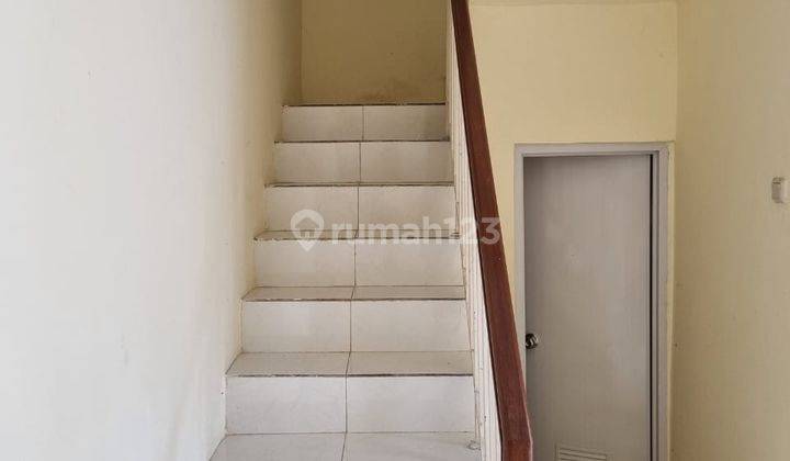 Rumah modern minimalist di Grand Depok City Cluster Akasia 