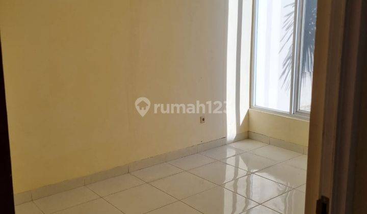 Rumah modern minimalist di Grand Depok City Cluster Akasia 