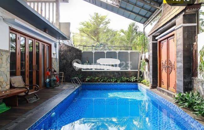 Rumah Bagus Split Level Dan Kolam Renang di Sektor 9 Bintaro Tangerang Selatan 2