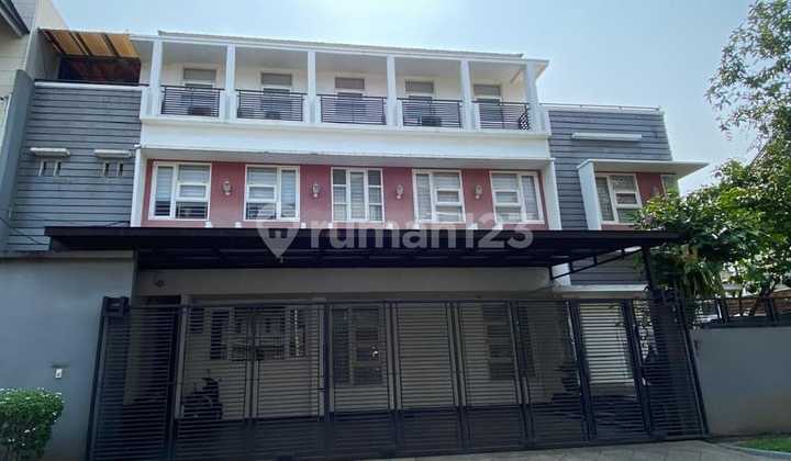 Dijual Cepat Rumah Dekat Pim Jalan Lebar di Pondok Indah Jakarta Selatan