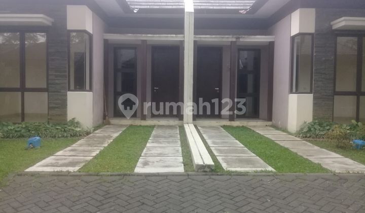 2 Cluster The Breeze Sentul Nirwana Gandeng ( Bersebelahan )