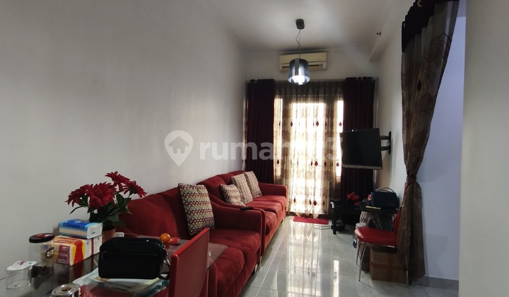 Lantai 1 Apartemen Grand Palace Kemayoran 3 Kamar Tidur Bagus 