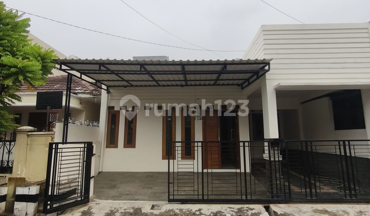 Rumah Duren Sawit Super Strategis Renovasi 2025 Rumah Duren Sawit Super Strategis Renovasi 2025