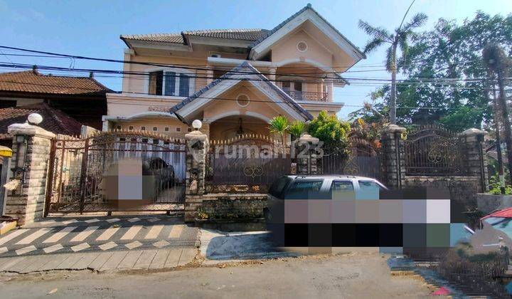 Rumah Mewah Siap Huni Di Renon Dekat Bajra Sandi Dekat Ke Sanur 1