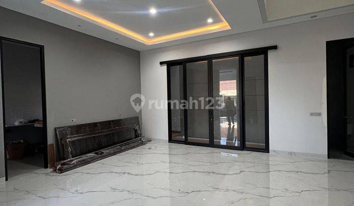 Rumah Baru Minimalis Modern Manyar Jaya Surabaya 2