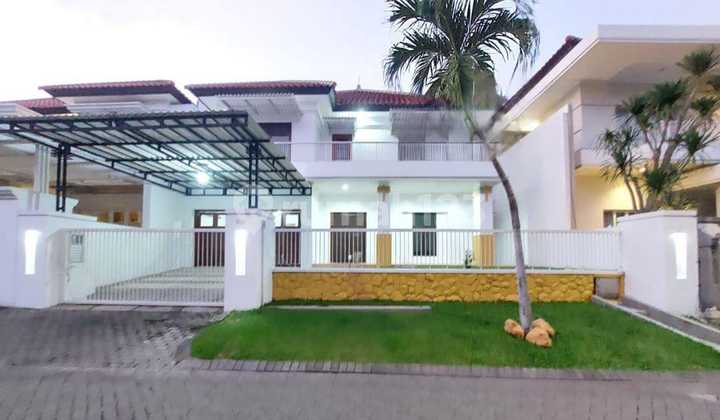 Rumah Bagus Siap Huni Graha Family Surabaya Barat 1
