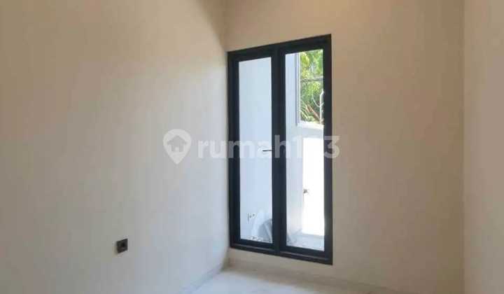 Modern Minimalist New House Manyar Jaya East Surabaya Modern Minimalist New House Manyar Jaya East Surabaya