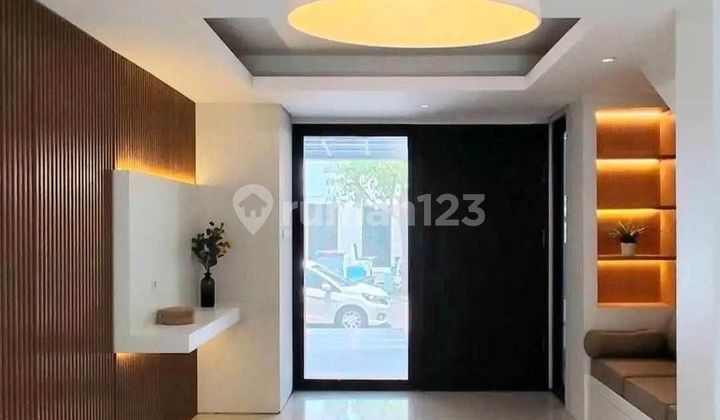 New Mocha Modern Minimalist Fresh House in West Surabaya Urban 2