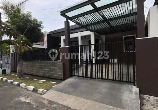 Nice Livable House, Darmo Permai, West Surabaya