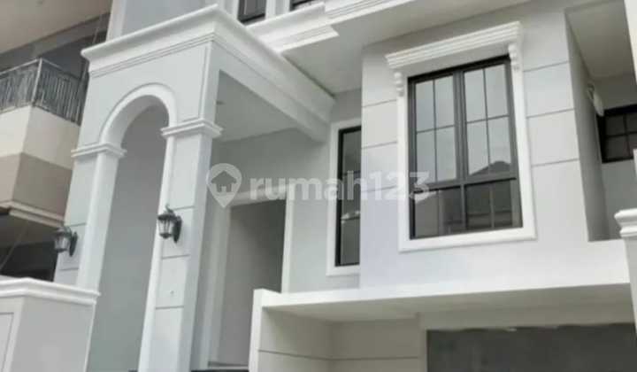 Rumah Baru Gress American Style Graha Family Surabaya Barat Rumah Baru Gress American Style Graha Family Surabaya Barat
