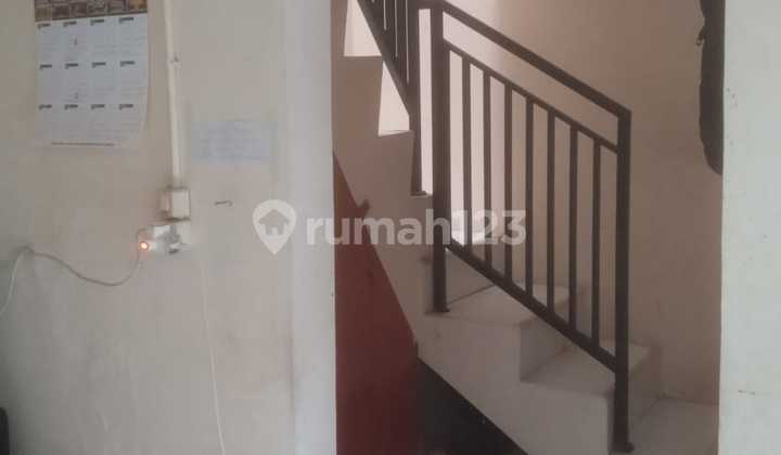 Rumah 1.5 Lantai Terawat 2