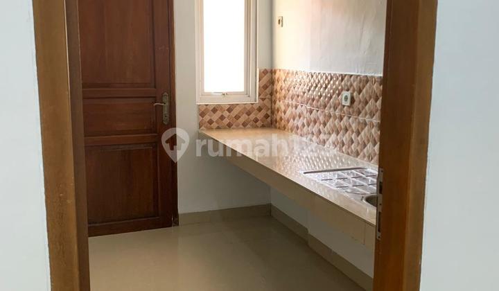 Rumah 2.5 Lt Strategis Dekat Mrt 2