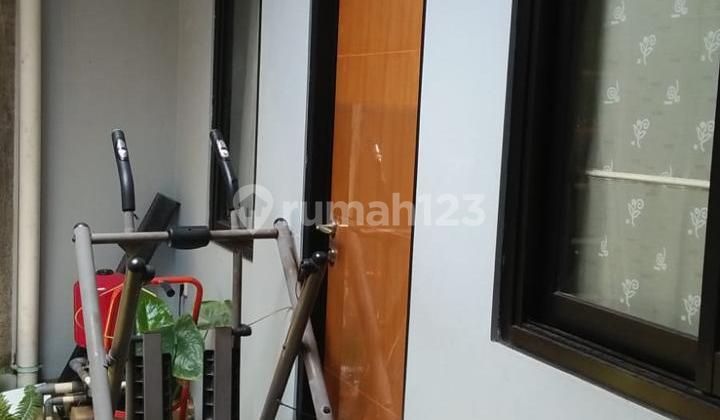 2-Storey House in Good Condition and Strategic Location 2