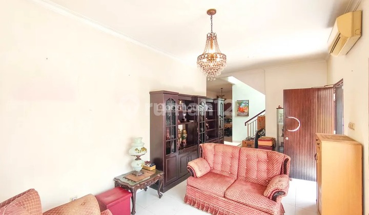 Rumah 2 Lt Mewah Dalam Town Housecirendeu 2