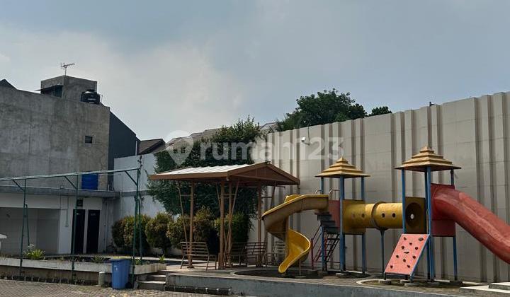 Rumah Town House Mewah Legoso 2