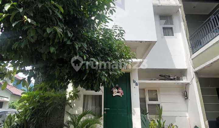 Rumah 2lt Hook Perumahan Cirendeu 2