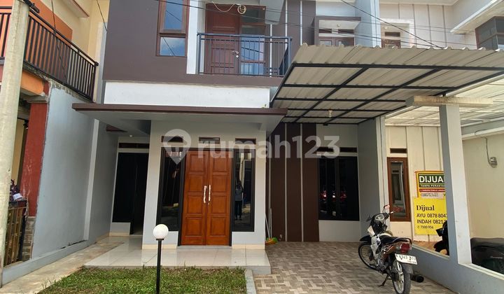 Two-story House in Limo Cinere Cluster
