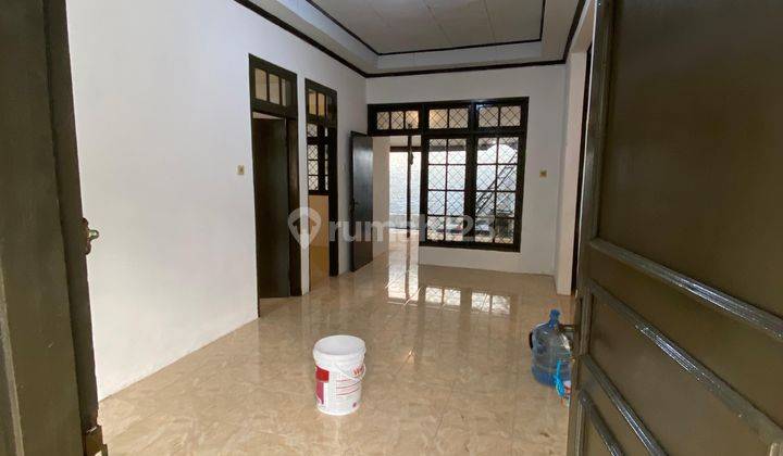 Rumah 1lt Dalam Komplek Strategis  1