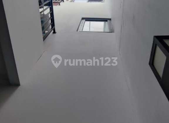 Rumah 2,5lantai Terawat Di Jagakarsa 2