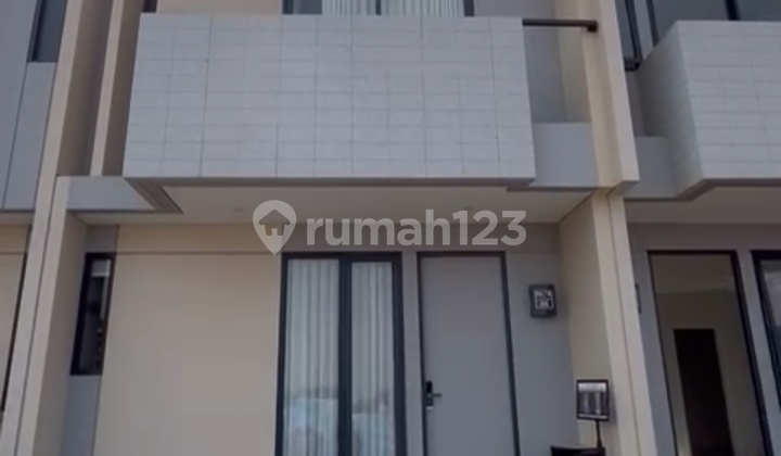 Rmh Baru,discovery,bintaro Sektor 9,7 Menit Ke Hero Supermaket,7 Menit Ke Rs.pondok Indah,10 Menit Ke Global Jaya 