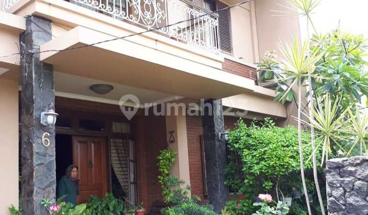 Dijual Rmh Murah, Lok.tenang,Jl.tekukur,Bintaro Sektor 2,Dkt Pasar Modern Bintaro Sektor 2,7 Menit ke Stasiun Pondok Ranji, 7 Menit ke Tol Bintaro-Bsd, 10 Menit ke Plaza Bintaro,10 Menit ke Rs.mitra Keluarga