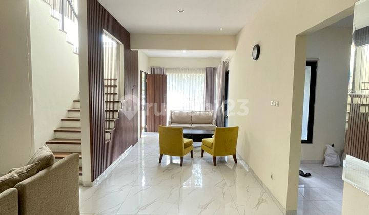 Rmh Cantik,siap Huni Di Pb/puri Bintaro,bintaro Sektor 9,10 Menit Pasar Modern Bintaro Sektor 7,7 Menit Ke Pintu Tol Bintaro-bsd,10 Menit Ke Rs.premier,10 Menit Ke Rs.sari Asih Jombang-bintaro 2