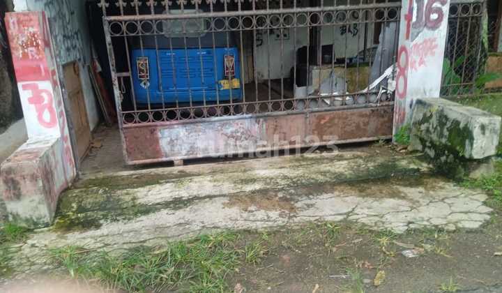 House with Land Measurement, Mawar Street, Pesanggrahan, Passed by Trans Bintaro Bus, 5 Minutes to Pesanggrahan Modern Market, 10 Minutes to Ciledug Toll Access. 2