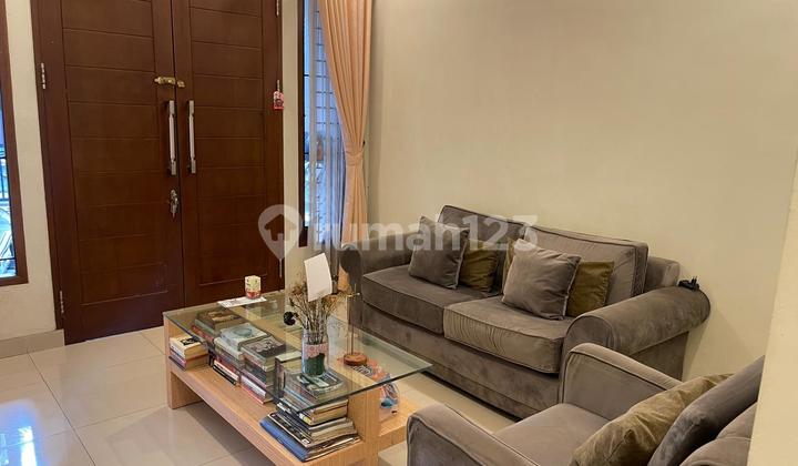 Rmh Siap Huni,Bebas Banjir,Komp.pertamina,Pondok Ranji,5 Menitke Stasiun Pondok Ranji,7 Menit ke Plaza Bintaro,7 Menit ke Pintu Tol Bintaro-Bsd,10 Menit ke Pasar Modern Bintaro Sektor 2,7 Menit ke ******** Keluarga Bintaro 2