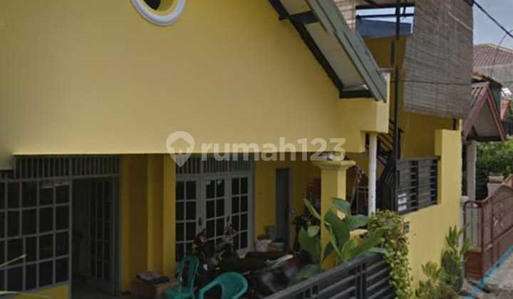 Air-conditioned boarding houses, Murai Street, Jurang Mangu Indah Housing Complex, next to STAN Campus, behind Harmony Supermarket, 5 minutes to Bintaro Plaza, 10 minutes to Pondok Ranji Station, 10 minutes to Lotte Mall, 10 minutes to Premier Hospital, across from a clothing, fabric, and Cipa bedding wholesale store.