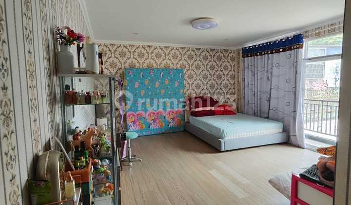 Kesempatan Emas Rumah Luas Dan Nyaman di Bintaro Sektor 7, Tat An 1