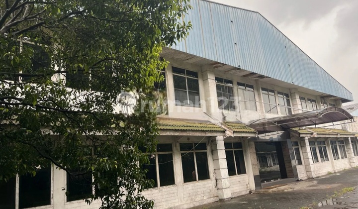 Bekas Pabrik / Gudang Di Raya Beji Pasuruan