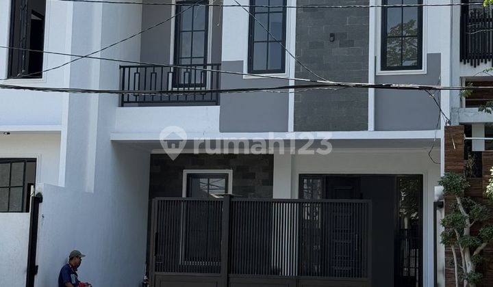 Dijual Rumah Araya Minimalis Di Boulevard Jalan Kembar Utama Row 24 Meter Dijual Rumah Araya Minimalis Di Boulevard Jalan Kembar Utama Row 24 Meter