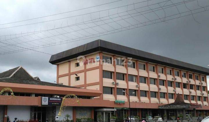 DIJUAL HOTEL LOKASI STRATEGIS NOL JALAN JEMBER 2