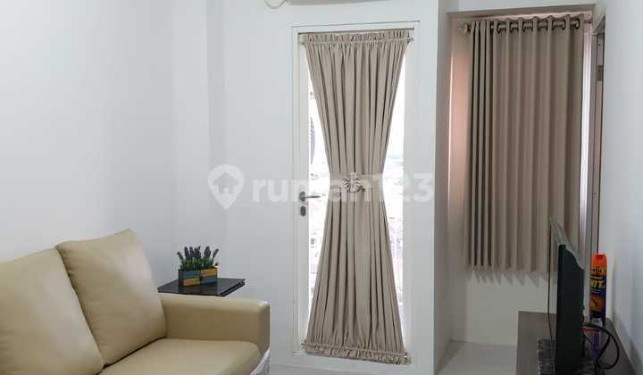 For Rent Apartment Puncak Dharmahusada Floor Type 2 Bedrooms Furnished