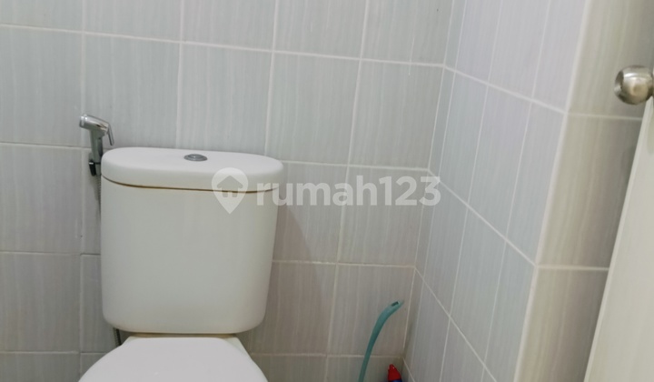 Disewakan Murah .. Apartemen Puncak Dharmahusada Type Studio Kosongan 2