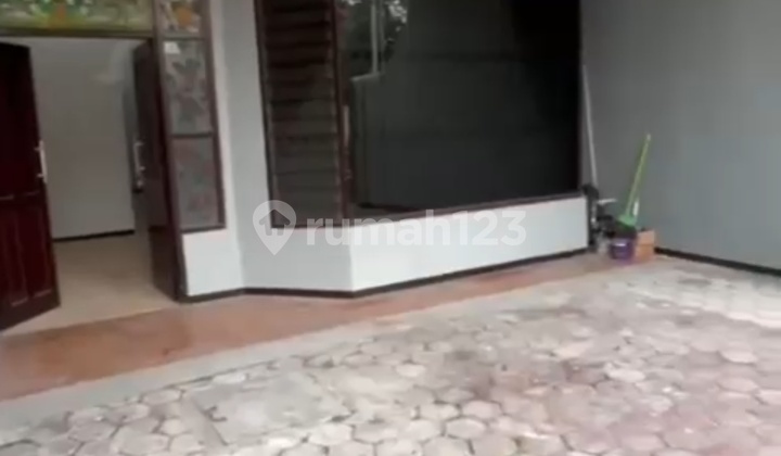 Termurah ! Dijual Rumah Daerah Ngagel 2