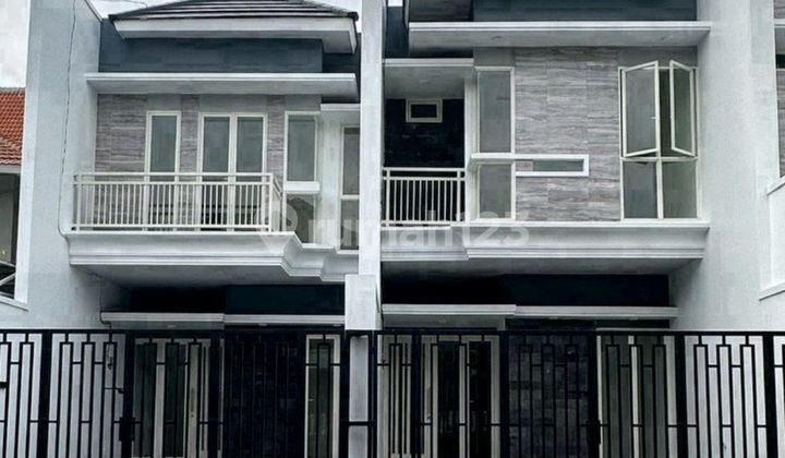 Dijual Rumah New Minimalis di Jemursari 1