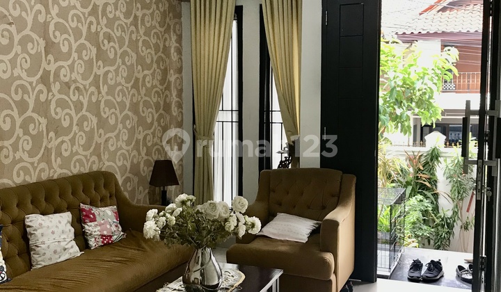 Rumah Disewakan, Tebet Barat, Akses Jalan 3 Mobil Rumah Disewakan, Tebet Barat, Akses Jalan 3 Mobil