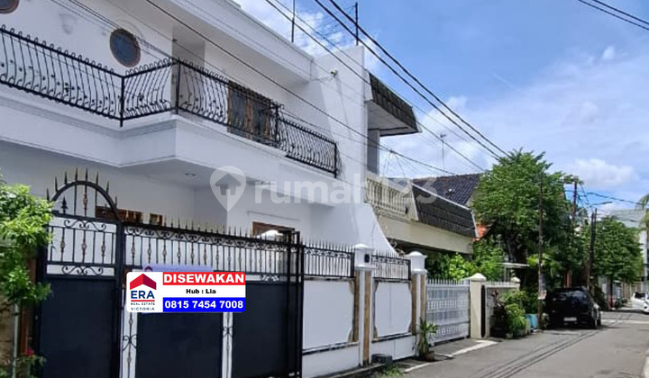 Rumah Disewakan di Tebet Rumah Disewakan di Tebet