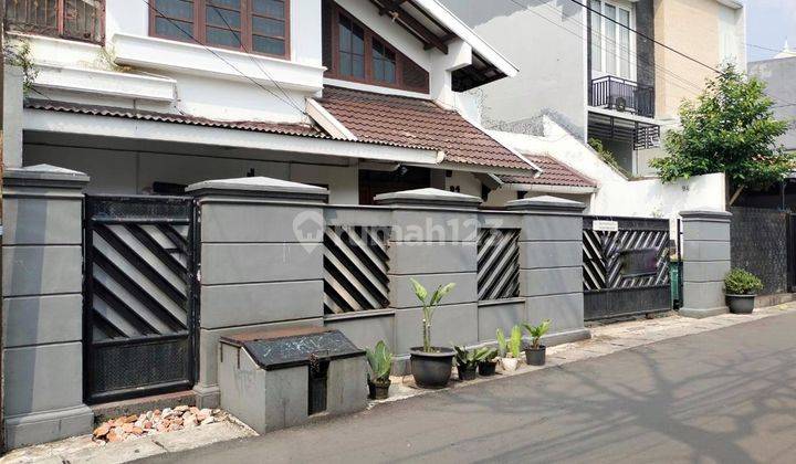 Rumah Dijual. Siap Huni. Akses Jalan Lebar 1