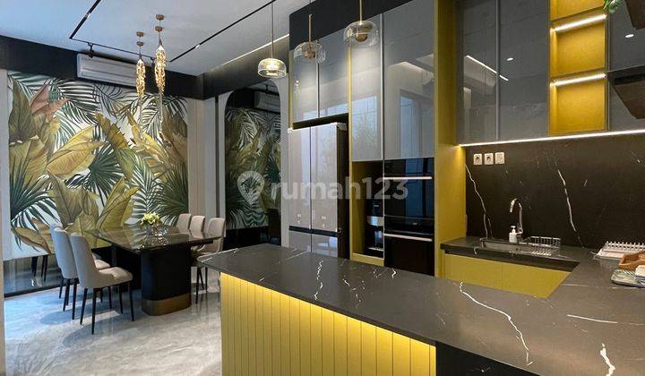 Rumah Crown Golf PIK Minimalis Modern View Danau  7
