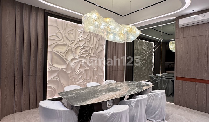 Rumah Mewah Pik Full Furnish View Danau [8x24m]