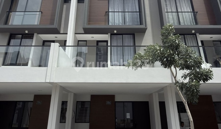 KPR Eligible - Pik 2 Osaka Residence 3-Story Balcony Type House [5X10m]
